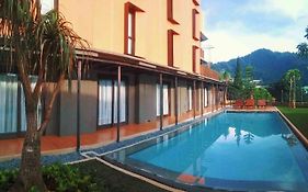 Hotel Grand Metro Puncak