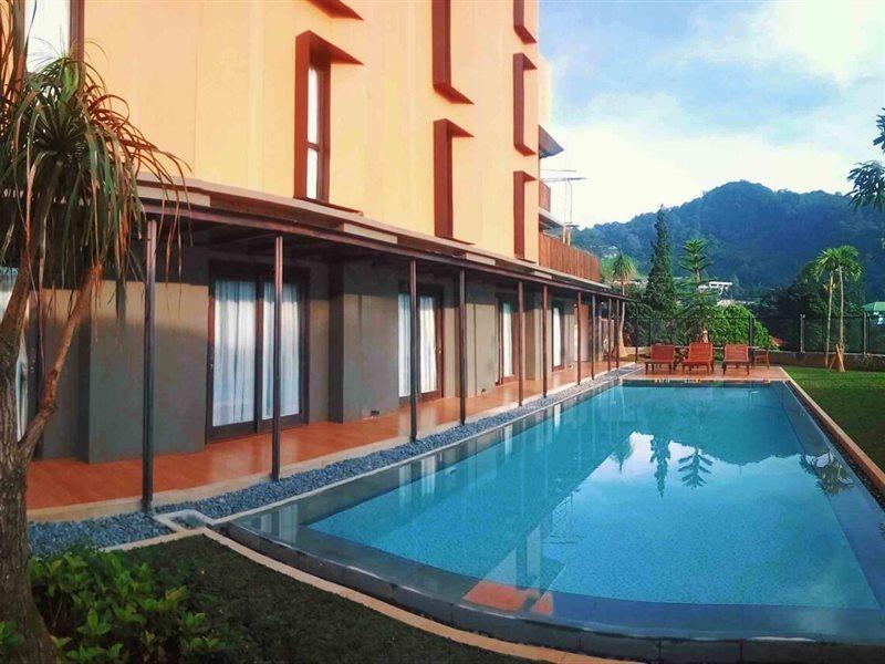 Grand Metro Puncak Hotel Cibodas Bagian luar foto